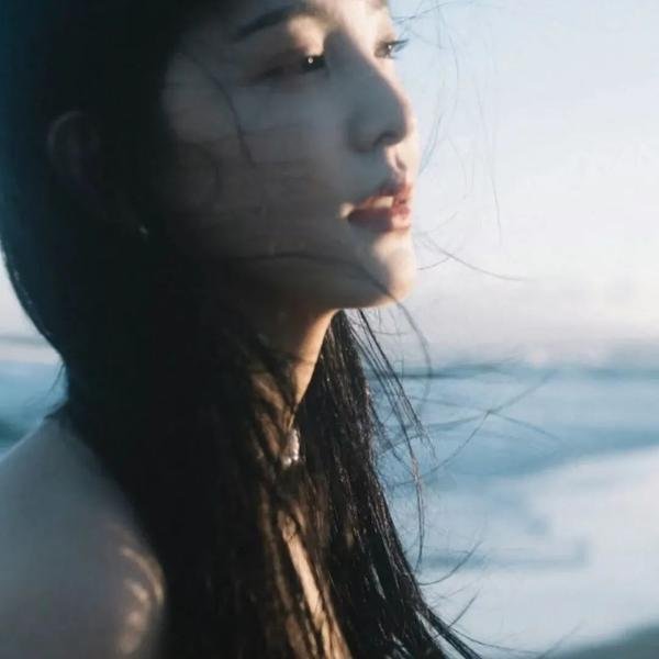 黑月亮
